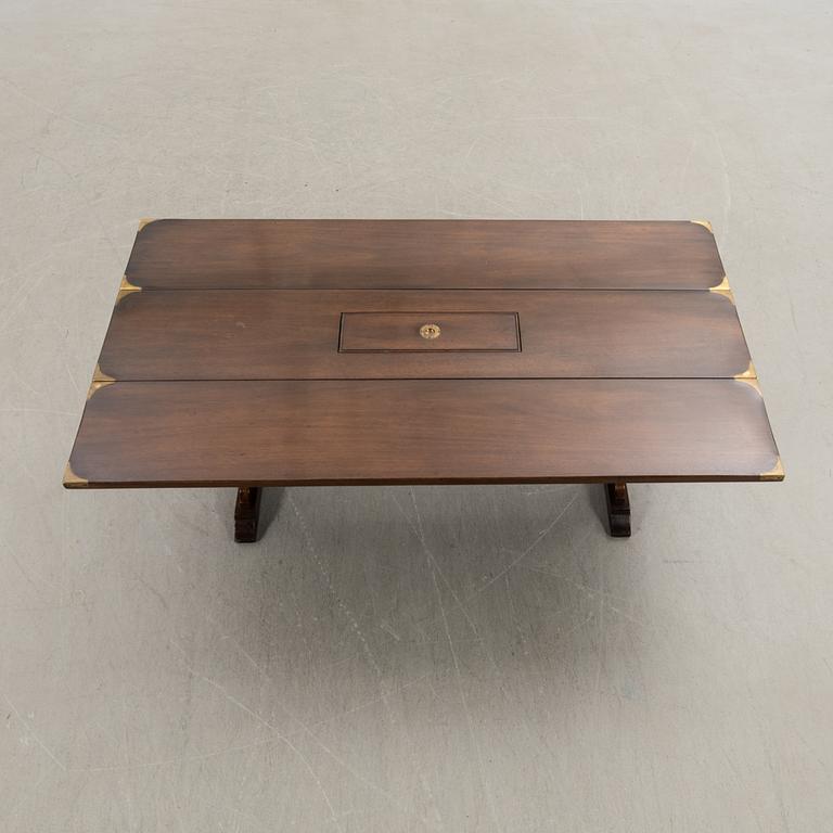 Bord, sk "Kaptensbord", England, 1900-tal.