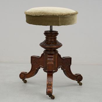 PIANOPALL, nyrenässans. 1800-talets slut.