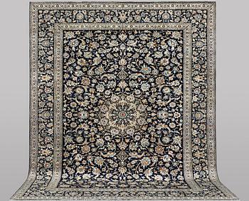 A carpet, Kashan, ca 413 x 312 cm.