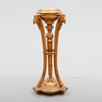 PIEDESTAL, empirestil, omkring 1900.