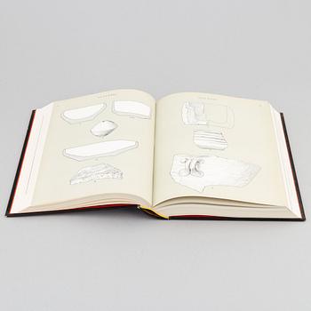 Sung Sherds, Nils Palmgren, Walter Steger and Nils Sundius. Gustavbergs Fabriker. Almquist & Wiksell, Stockholm.