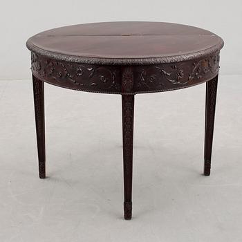 BORD samt STOLAR, 4 delar, troligen Nordiska Kompaniet, 1920-tal.