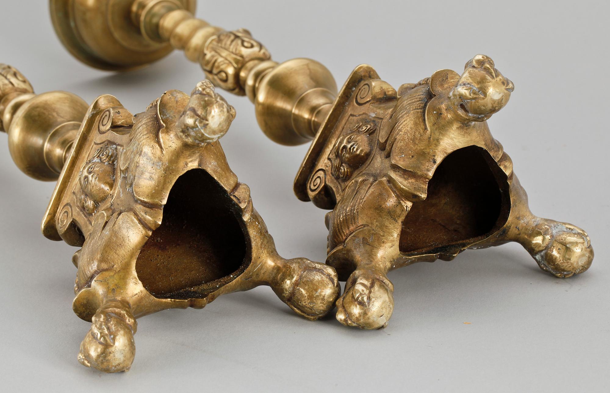 LJUSSTAKAR, ett par, mässing. Barockstil, 1900-tal.