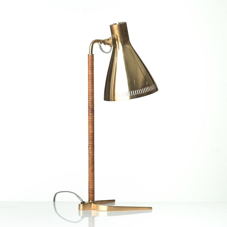 Paavo Tynell, a model '9224' brass table lamp, Taito Oy, Finland, mid 20th century.