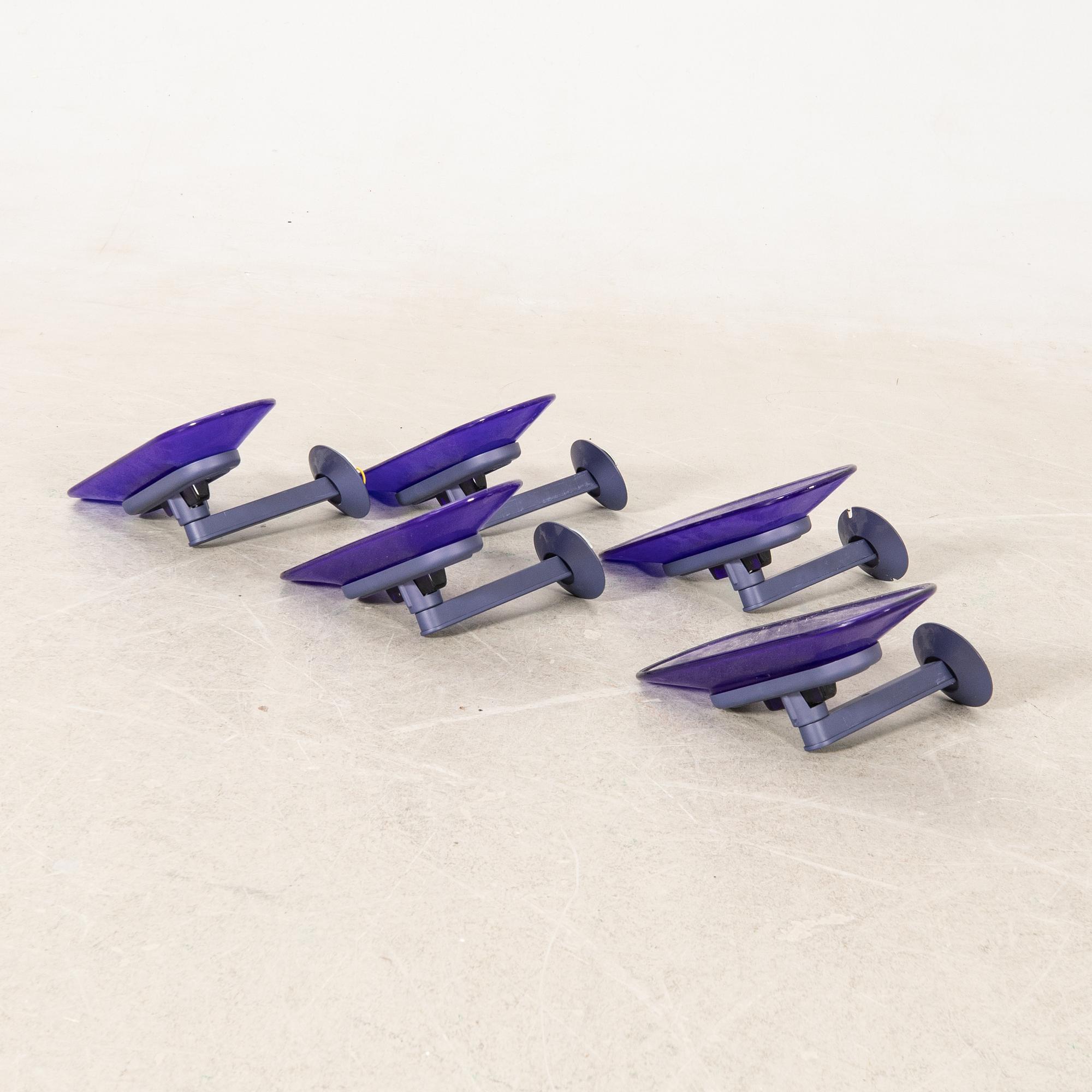 Perry King, Santiago Miranda & Gianluigi Arnald, wall lamps, "Jill", 5 pcs, Arteluce/Flos, Italy.