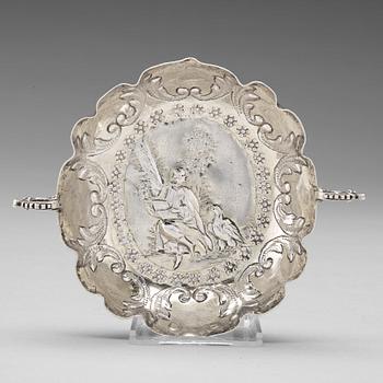 107. A German 17th centuryparcel-gilt silver sweet meat dish, mark of Johannes Kilian possibly, Augsburg 1685-1687.