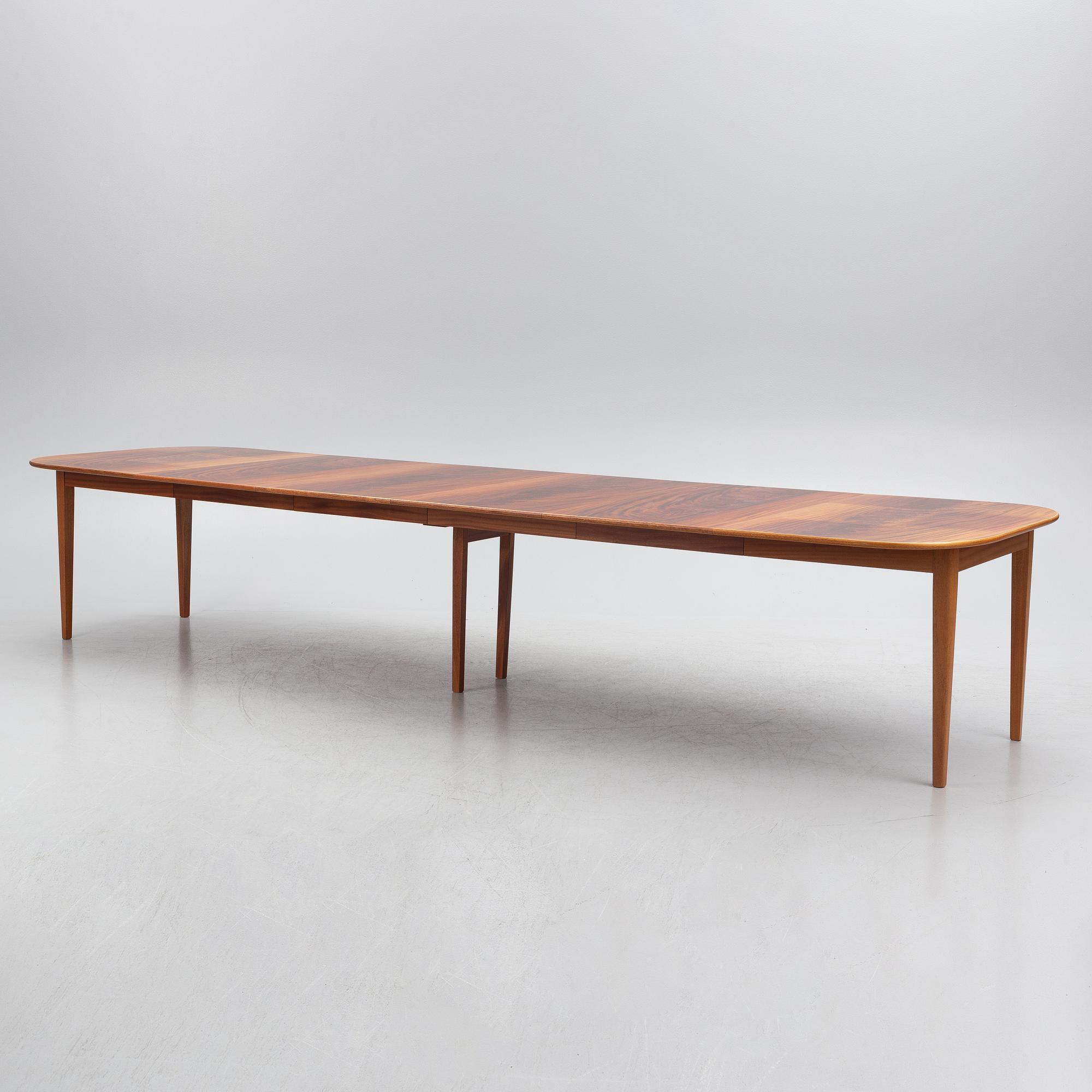 Josef Frank, matbord, modell 947, Firma Svenskt Tenn, efter 1985.