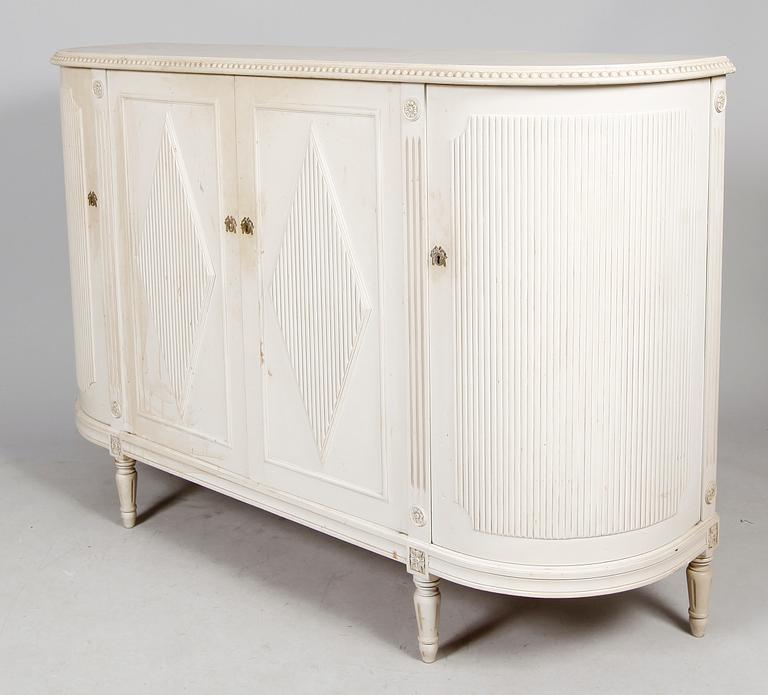 SIDEBOARD, gustaviansk stil, 1900-talets andra hälft.