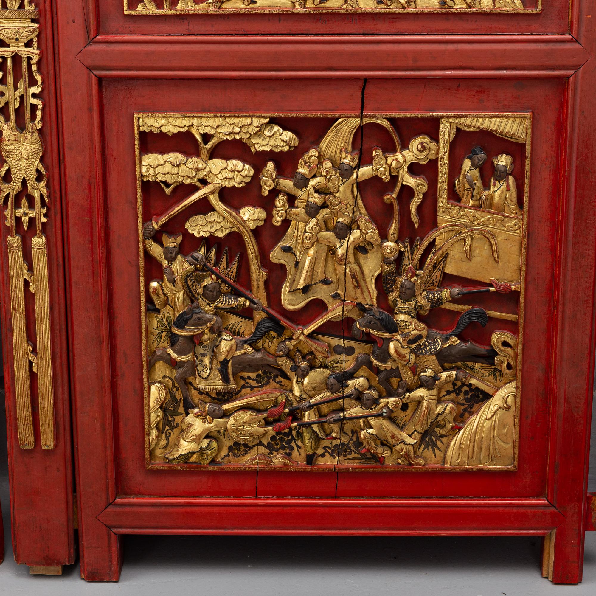 A Chinese carved front decoration for a bed, Qing dynasty 19th centrury.