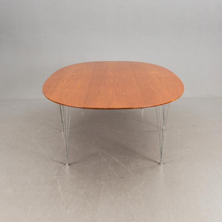 BORD, "Superelips", Bruno Mathsson International, Bruno Mathsson och Piet Hein för Fritz Hansen, 1900-talets andra hälft.