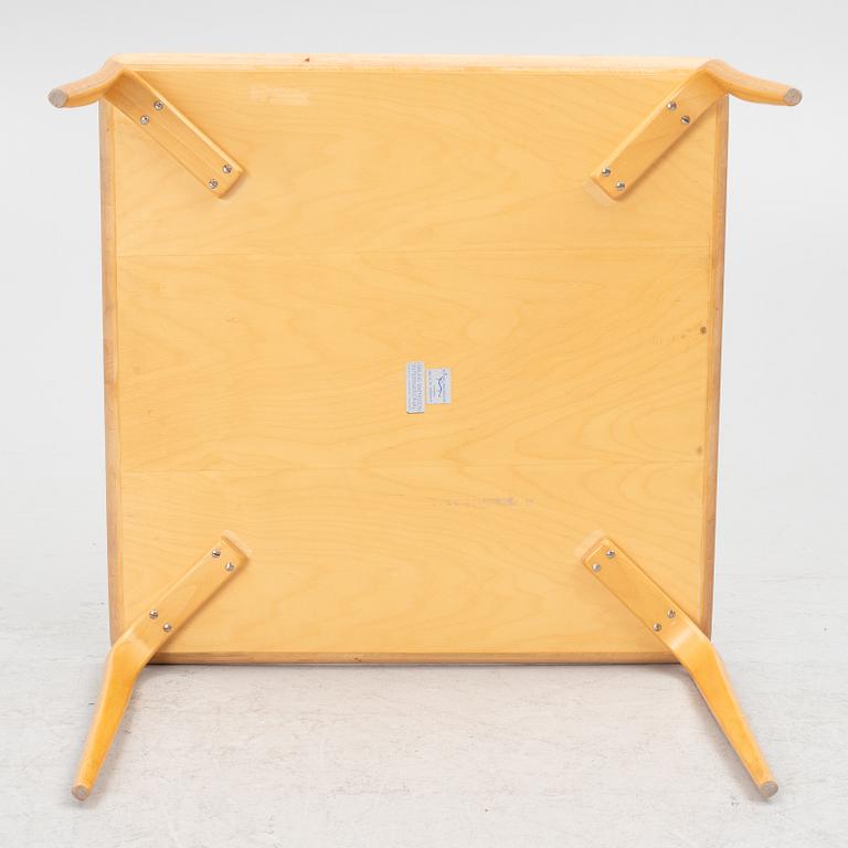 Bruno Mathsson, Side table, "Annika", Bruno Mathsson International, Värnamo, late 20th century.