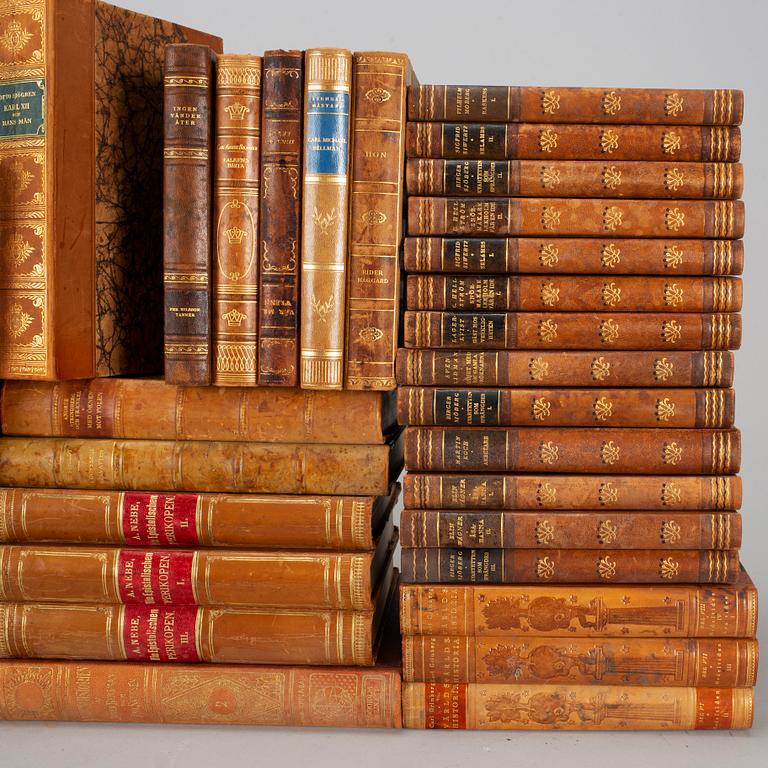 42 swedish books, first half of the 20th century.