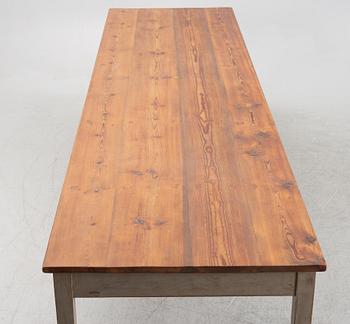 Table, first half of the 20th century.