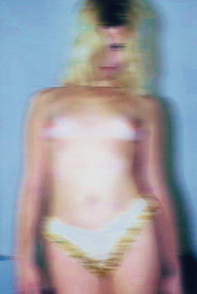 Thomas Ruff, "Nudes yv16", 2000.