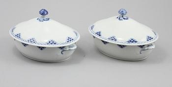 LOCKKAROTTER, 2 st, porslin, "Princess", Royal Copenhagen, 1900-tal.