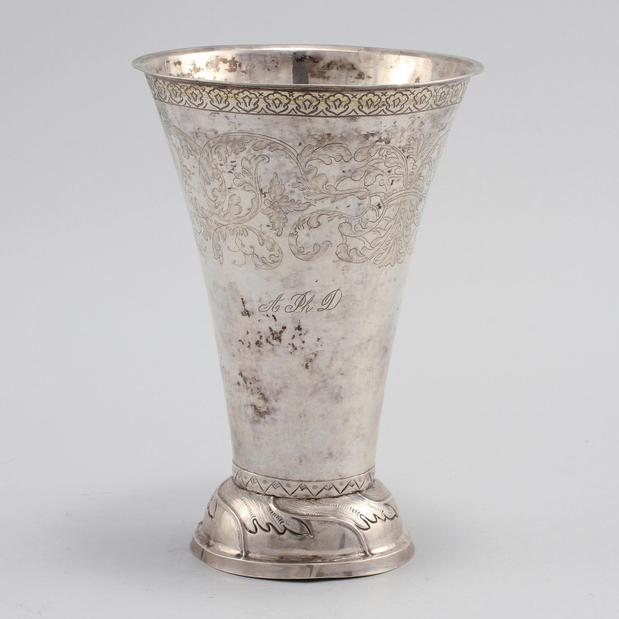 BÄGARE, silver, Bengt Collin, Uppsala 1744. Vikt ca 340 g.