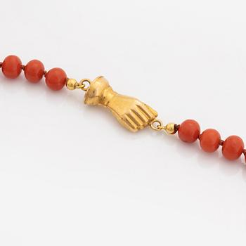 Set, bangle, necklace and brooch, coral.