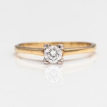 Ring, 14K guld och diamant ca 0.25 ct.