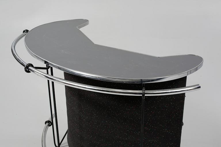 BARDISK samt BARSTOLAR, 3 st, 1950/60-tal.