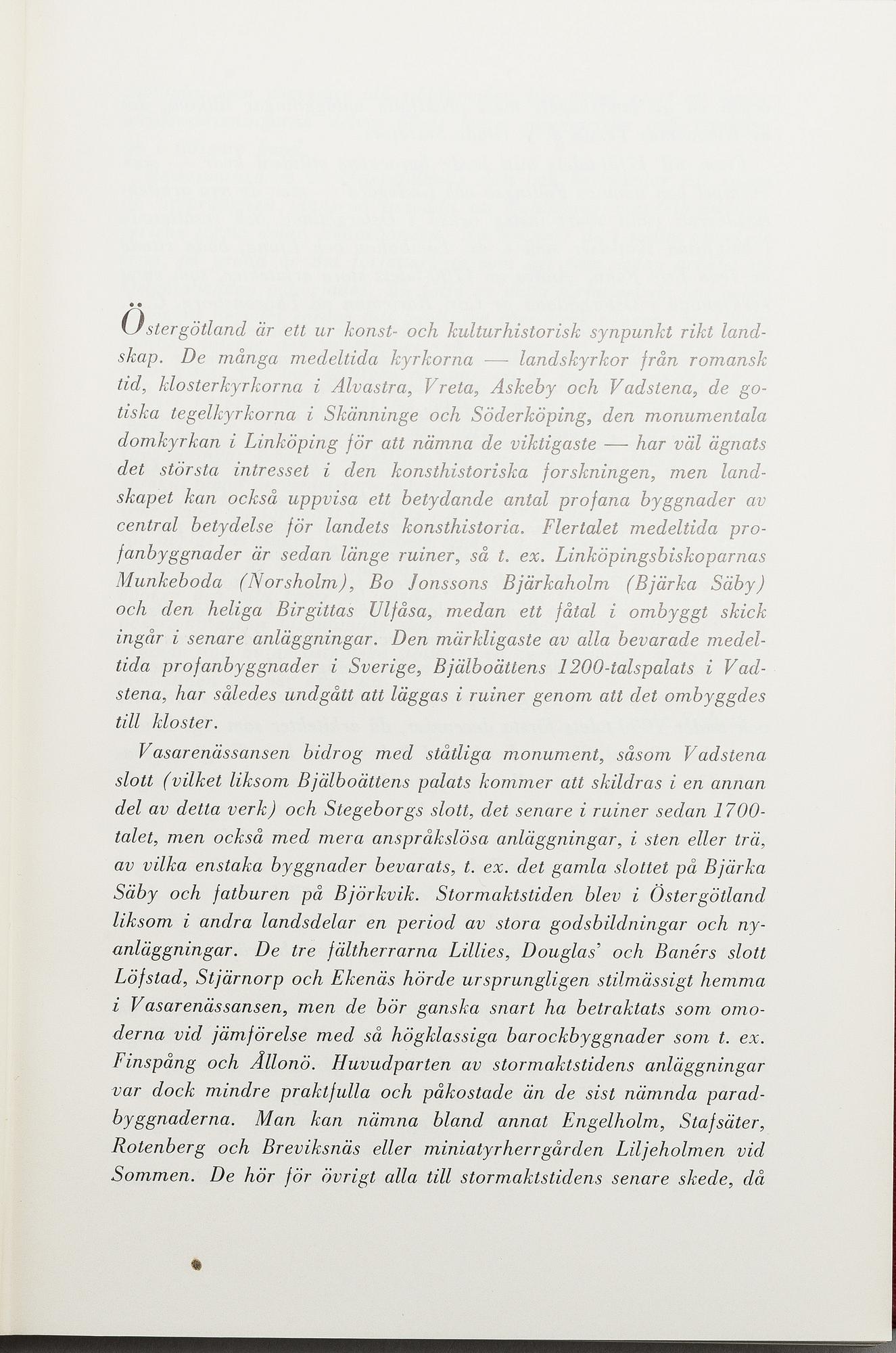 A set18 books about swedish castles and mansions, published by Allhems förlag in Malmö, second half of the 20th century.