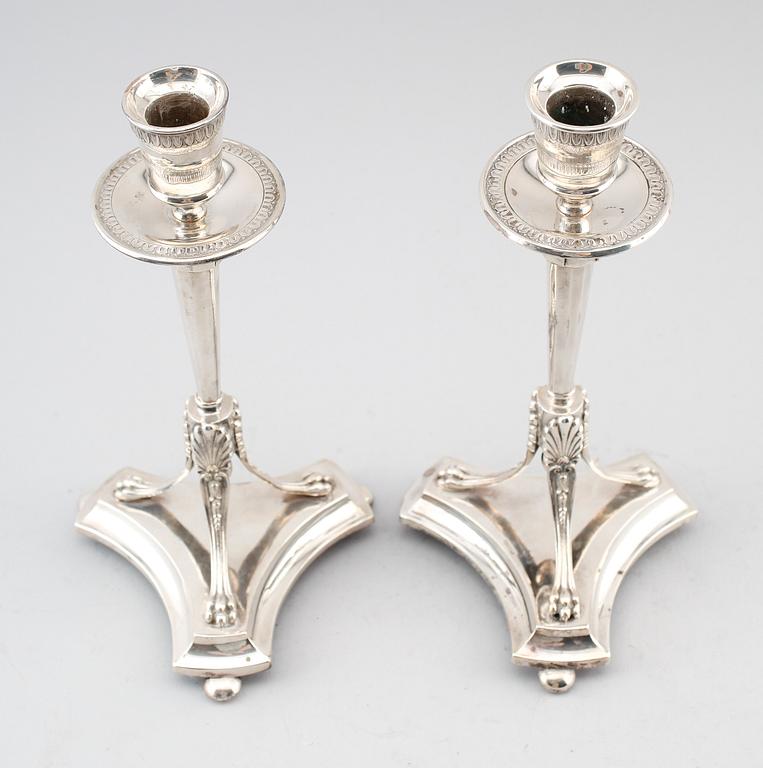 LJUSSTAKAR, 1 par, nysilver, C G Hallberg, 1900-talets första hälft.