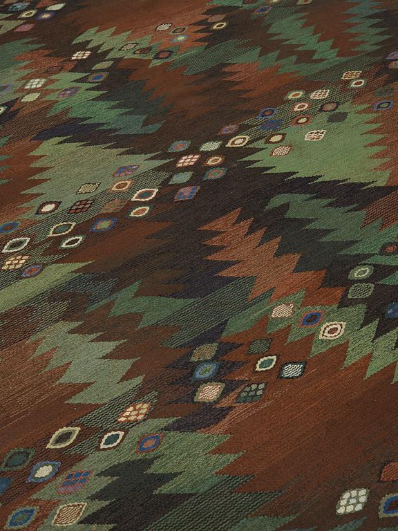 BARBRO NILSSON, matta, gobelängteknik, 289,5 x 238,5 cm, "Tånga brun och grön", signerad AB MMF BN.