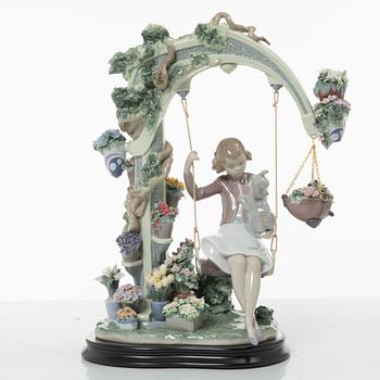 Juan Carlos Ferri Herrero, figurin, "Swing into spring", Lladró, Spanien, 2007 - 2011.