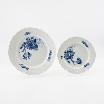 Service 98 pcs "Blue Flower" Royal Copenhagen Denmark 1894-1984.