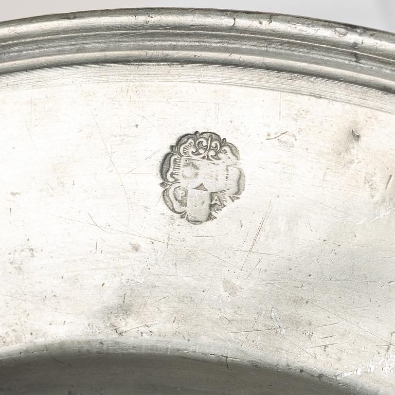 Fat in tin by Petter Andersson, Stockholm, (1657-1695).