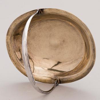 KARL JÄRVELÄINEN, BRÖDKORG, silver, S:t Petersburg 1865.