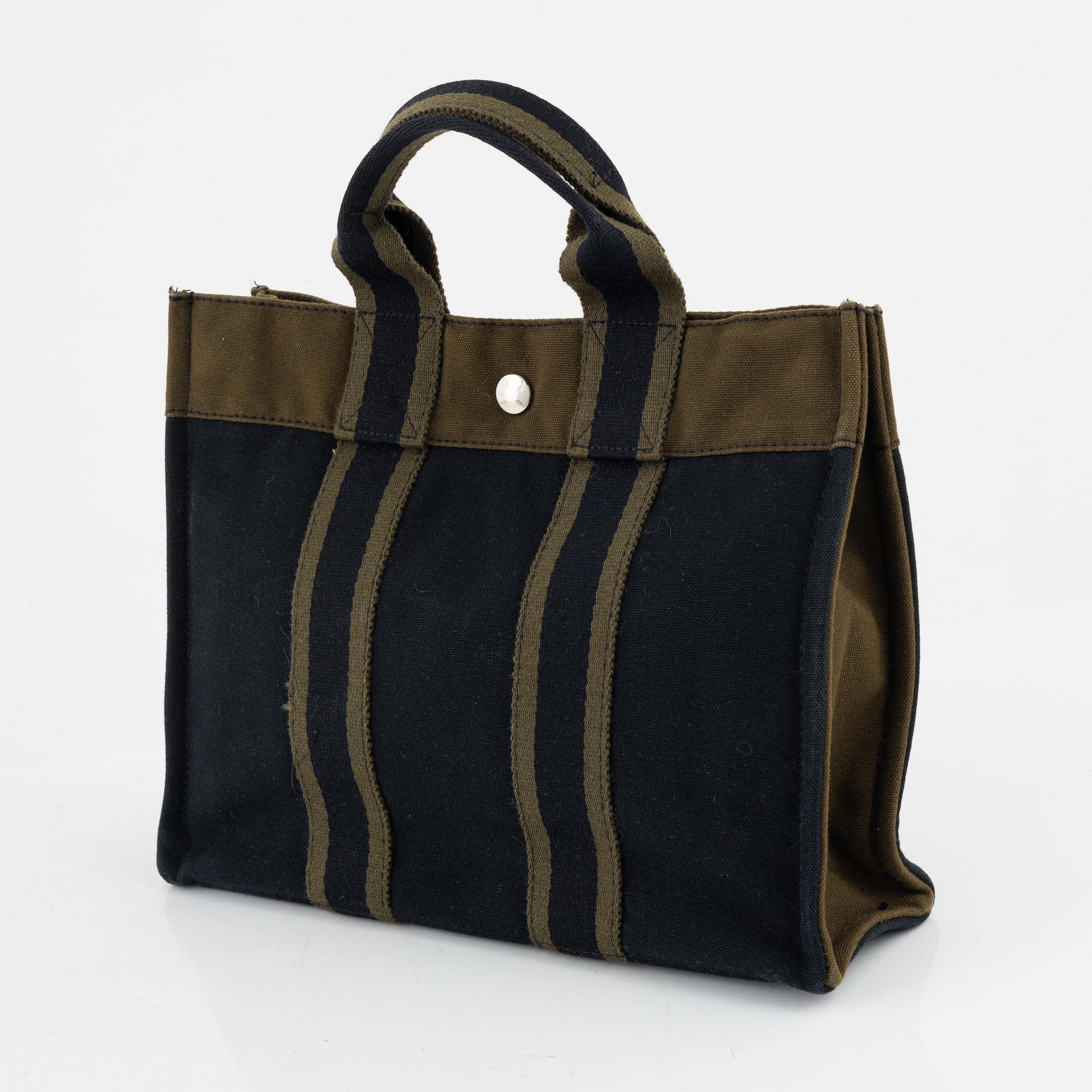 Hermès, "Fourre Tout PM".