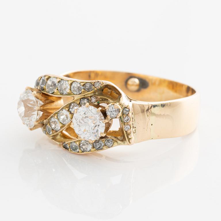 Ring, 18K gold with old-cut diamonds.