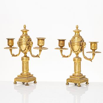 A pair of candelabras/cassolettes, second half of the 19th century.