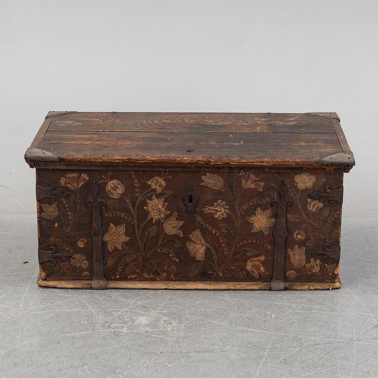 A painted Swedish chest, possibly from Uppland, second half of the 18th century.