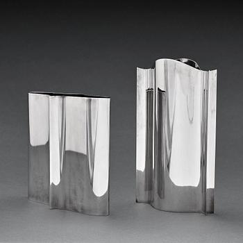 164. Theresia Hvorslev, vaser två st, Lidköping, 1973-74, sterling silver.