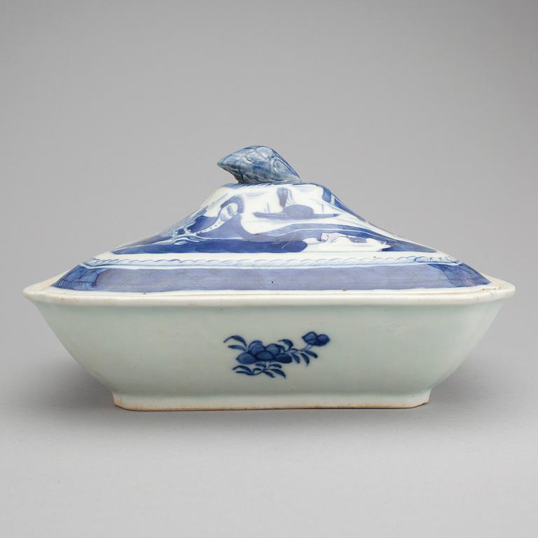 TERRIN, porslin, Kina 1800-talets första hälft.