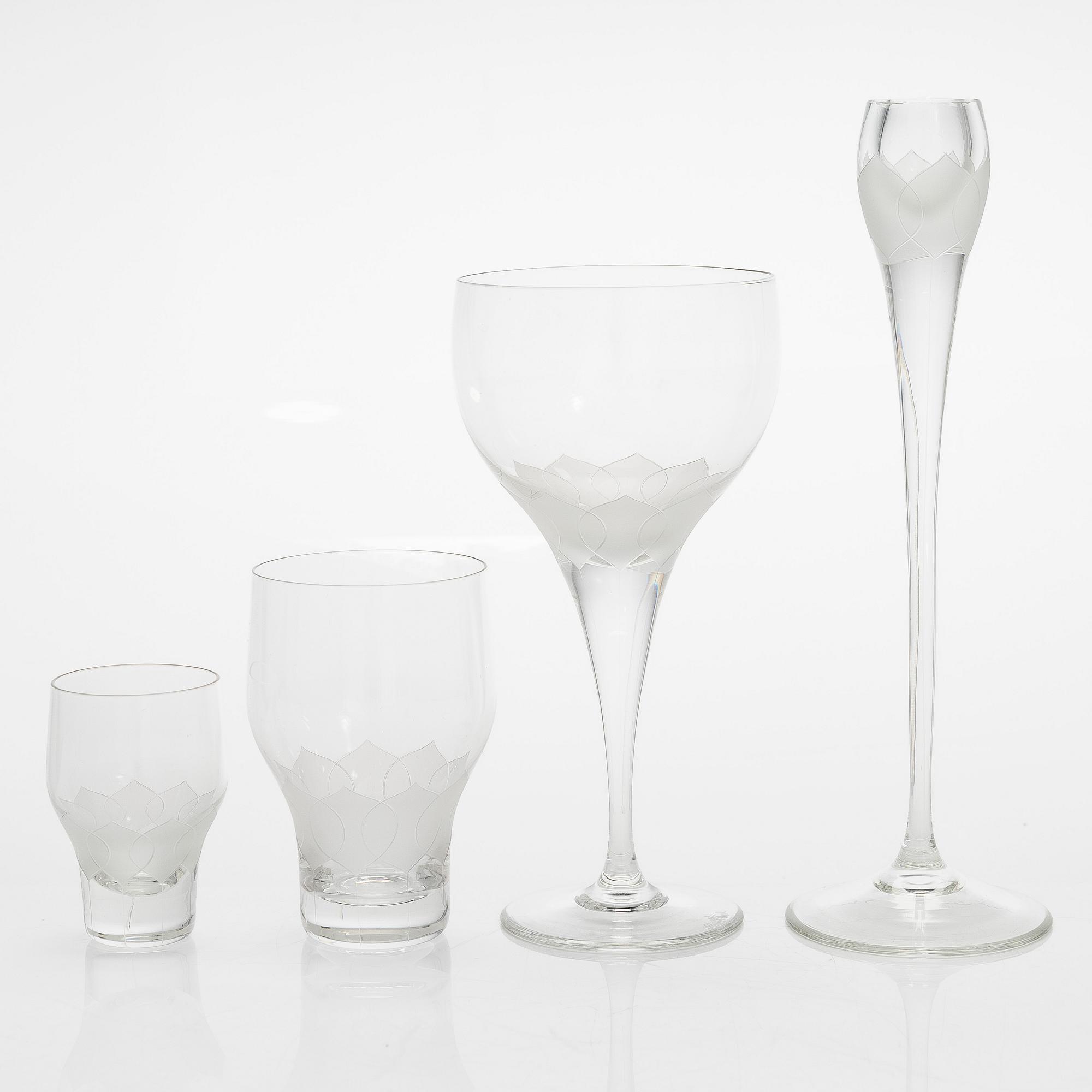 Richard Latham & Björn Wiinblad, glasservis, 40 delar, "Lotus", Rosenthal.