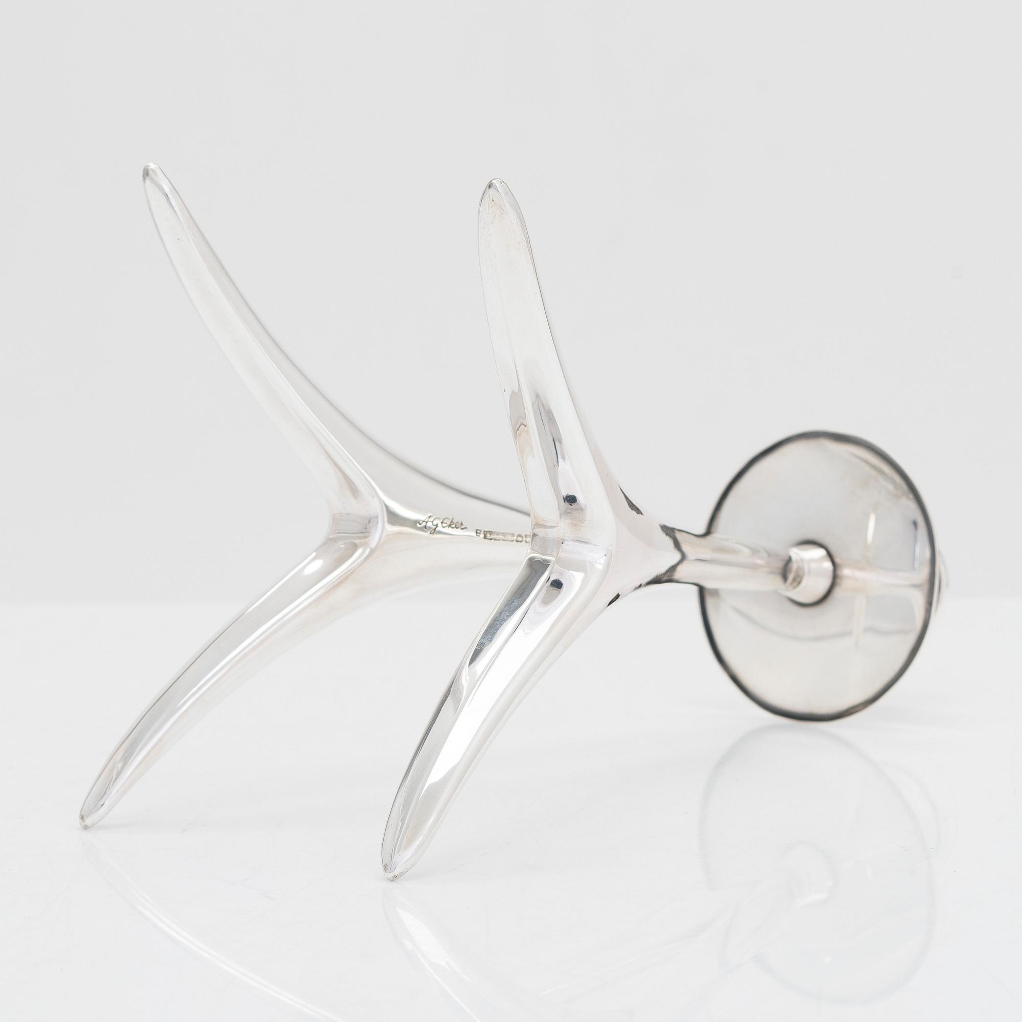 Anna-Greta Eker, ljusstake, silver, Auran Kultaseppä oy, Åbo 1958.