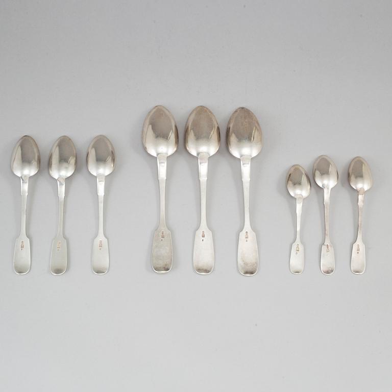A set of Russian silver spoons, 12+12+3, St. Petersburg 1889.