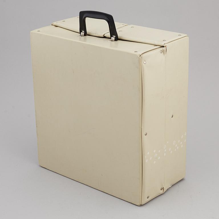 BARBIEDOCKOR, 4 st, samt accessoarer, Mattel, 1960-tal.