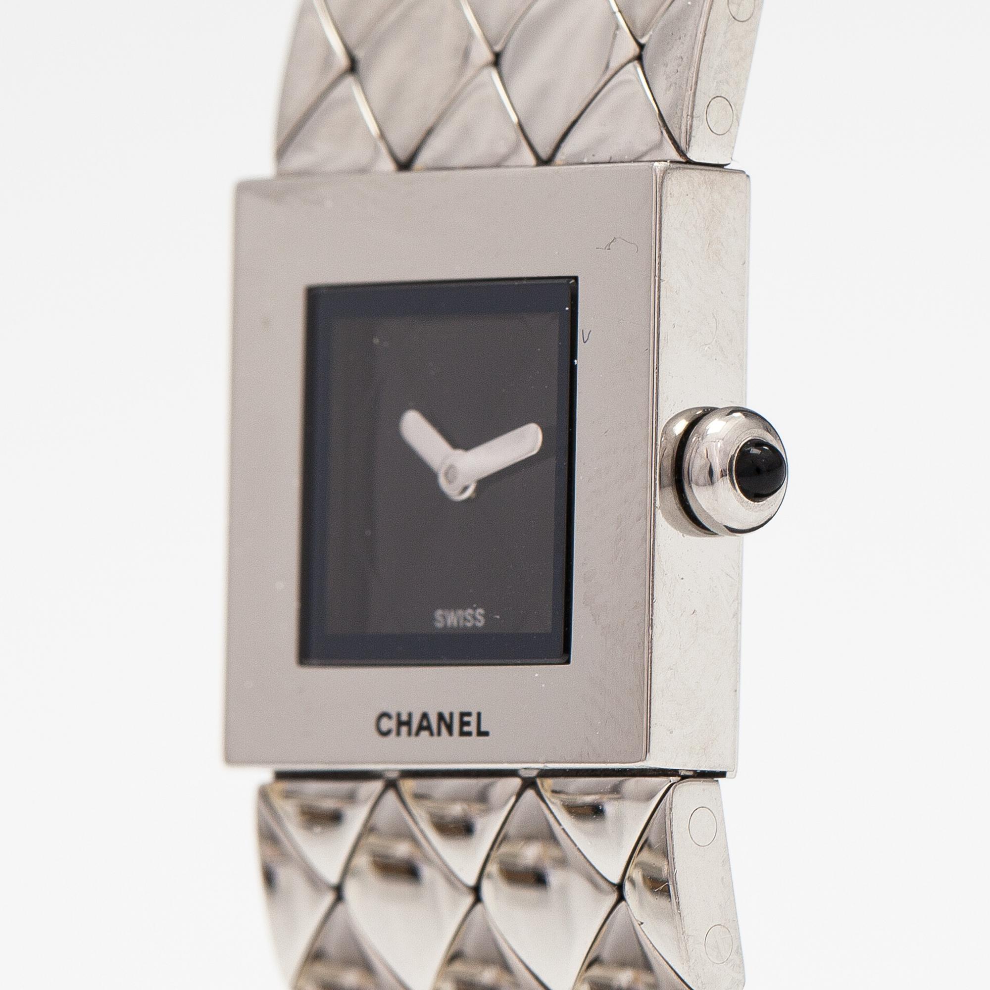 CHANEL, Matelasse Quilt Acier , wristwatch, 19 mm.