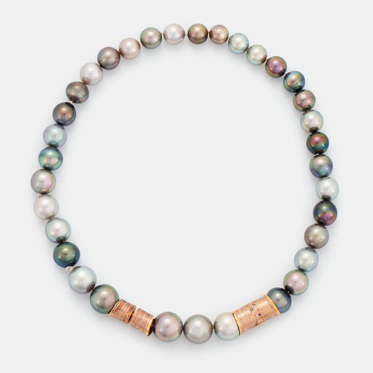 A cultured Tahiti pearl necklace with a Peter Schmid/Atelier Zobel clasp.