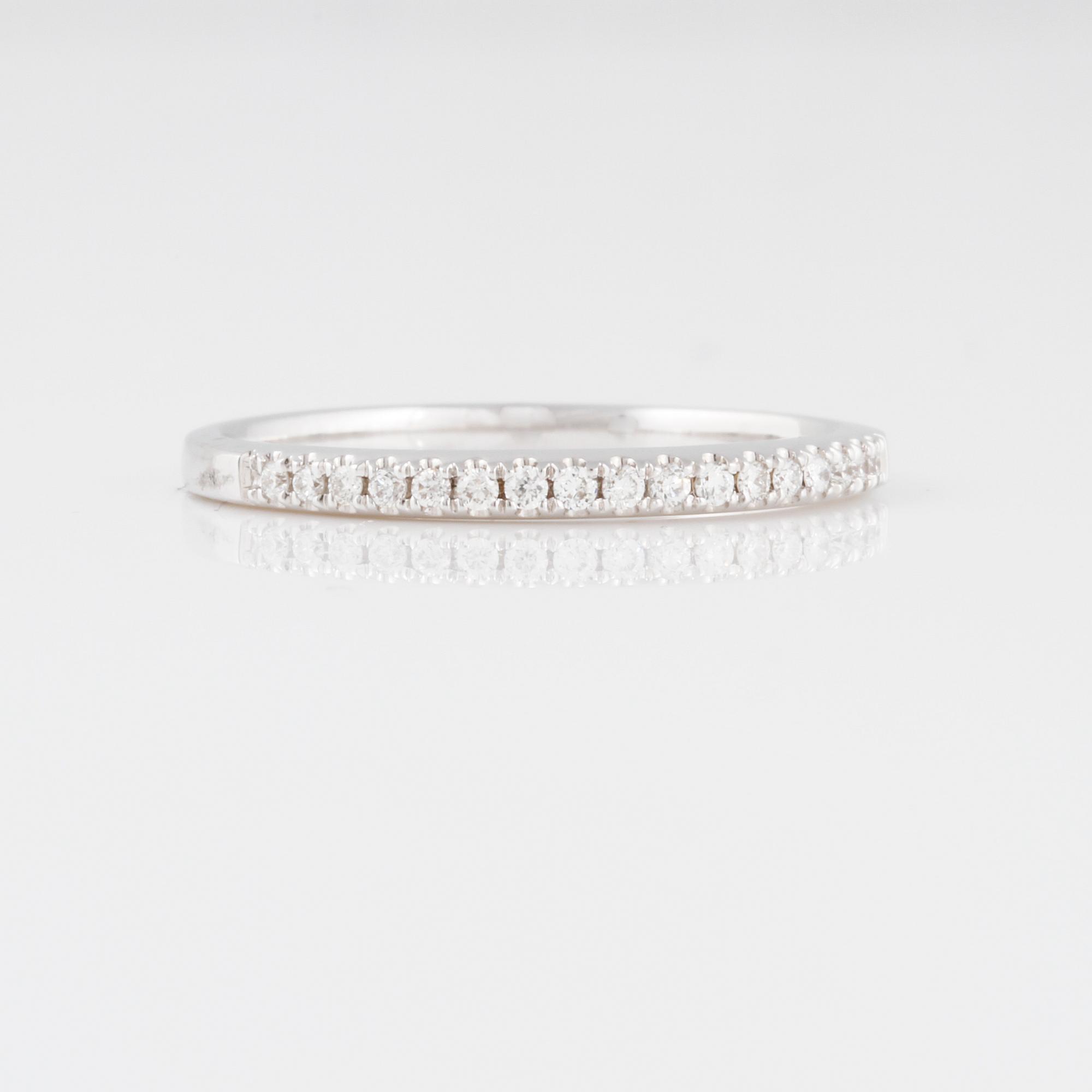 RING, med briljantslipade diamanter ca 0.10 ct.