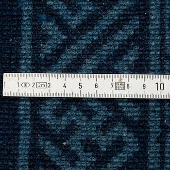 MATTO, semi-antique Baotou, China, ca 137 x 67 cm.