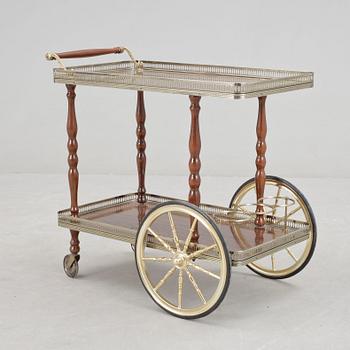 SERVERINGSVAGN, 1900-talets andra hälft.