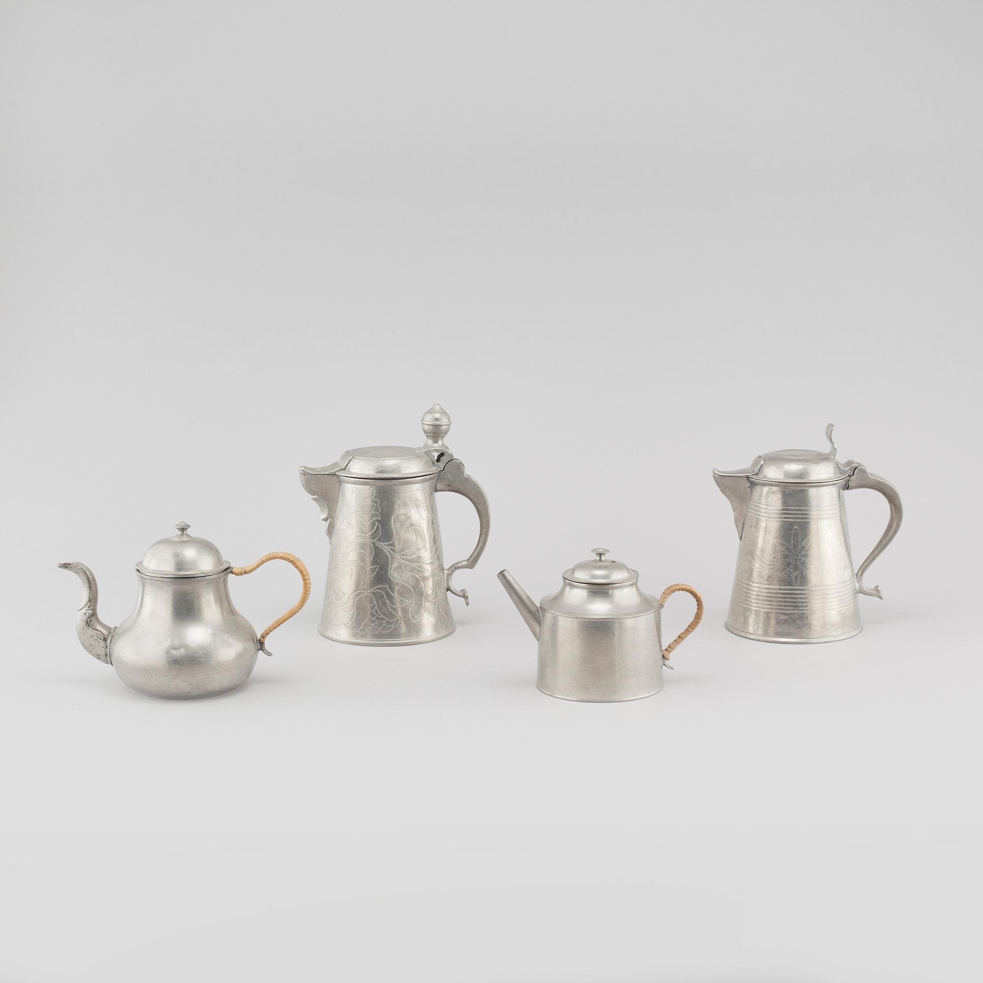 Two tankards and two pots in pewter, i a by Pehr Henrik Lundén in Lidköping, 19th century.