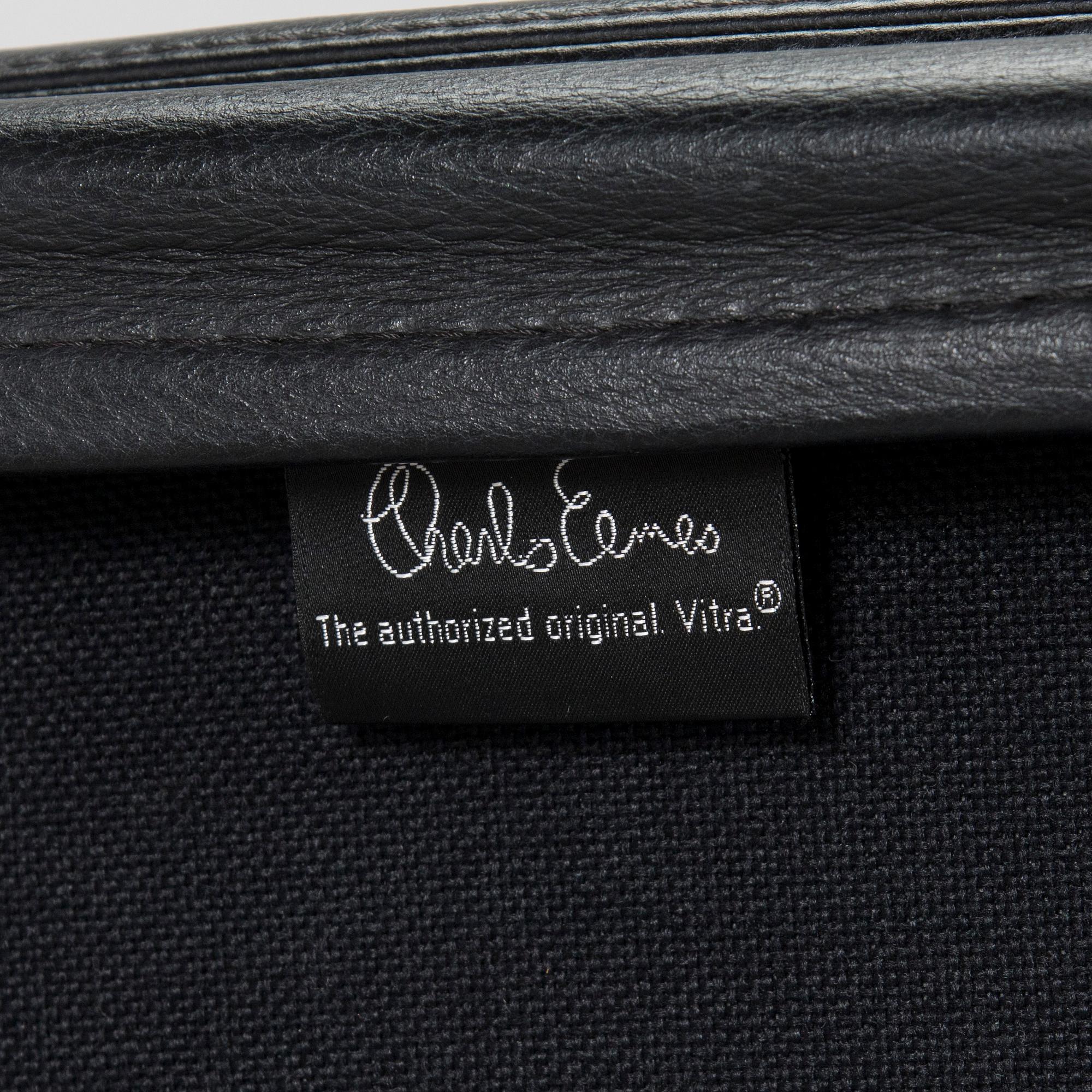 Charles & Ray Eames, A 21st Century "Soft Pad Chair EA 219, high backrest" office chair, Vitra.