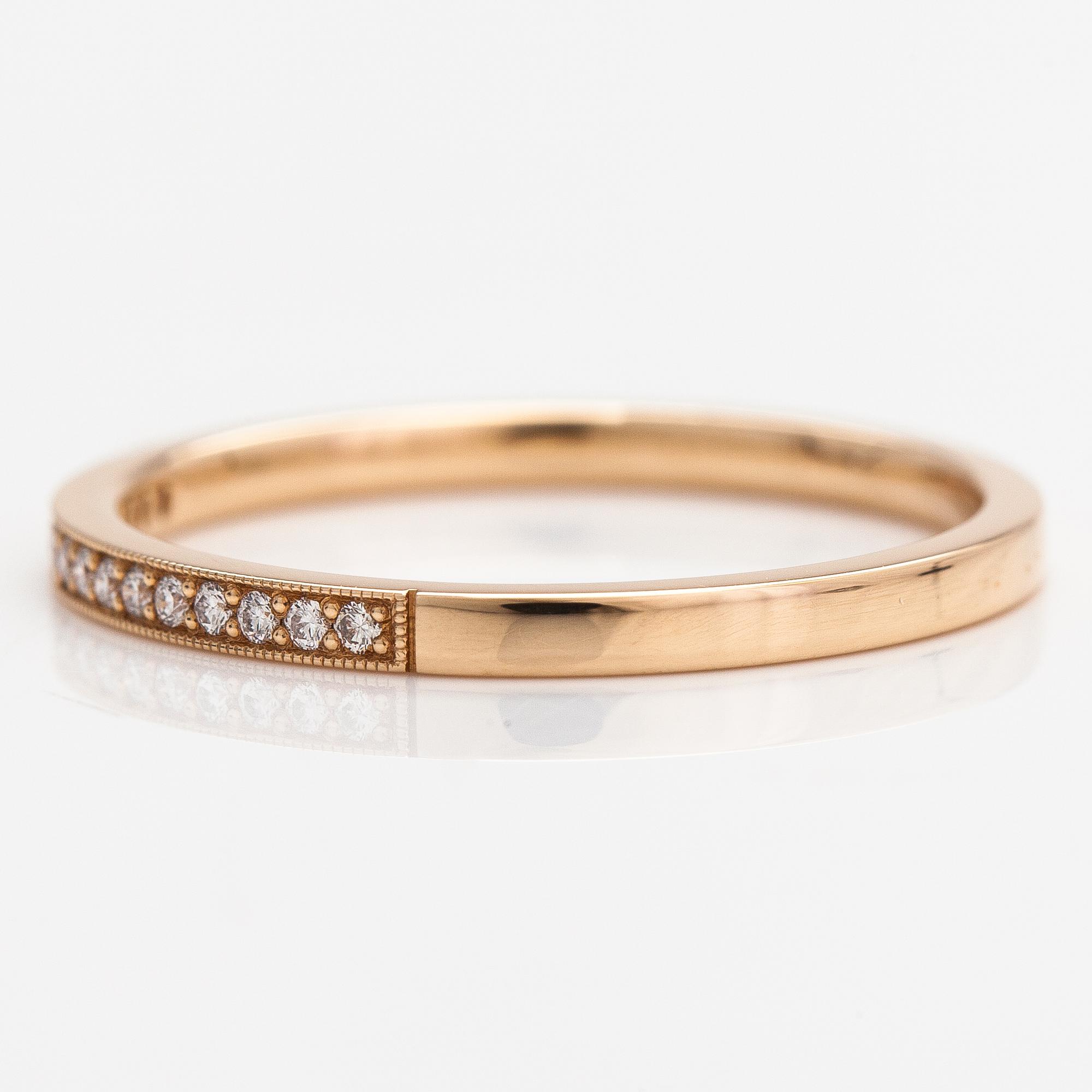 Ring, 14K guld och diamanter ca 0.10 ct totalt. Torkkeli & Co. Oy, Jyväskylä.