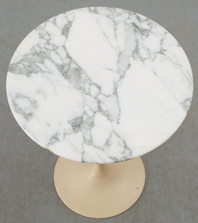 An Eero Saarinen 'Tulip' marble top table, Knoll International, USA.