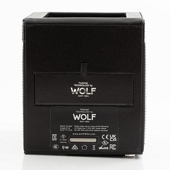 Wolf, Cub Single Winder, 14 x 15.4 x 14.8 cm.